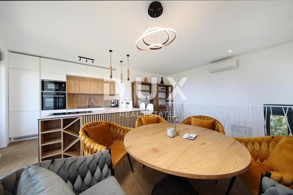 Luxury Apartment for sale in Opatija, 550 000 €, Photo 4