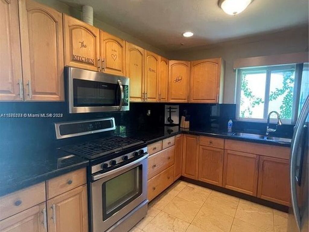 Luxury House for sale in Hollywood, 526 227 €, Photo 2