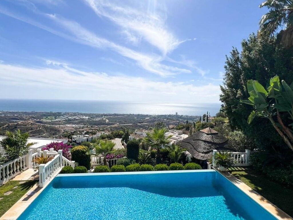 Luxury House for sale in Marbella, 2 950 000 €, Photo 4
