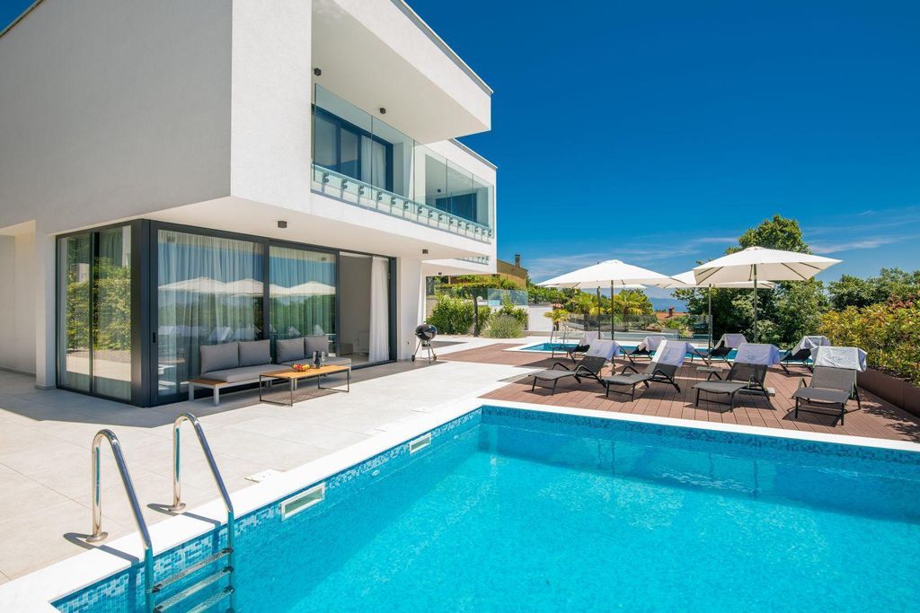 Luxury House for sale in Veprinac, 890 000 €, Photo 7