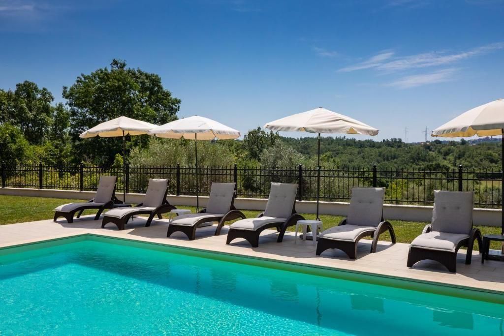 Luxury House for sale in Kaštel, 0 €, Photo 3