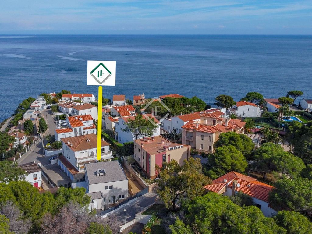 Maison de luxe à vendre à Llançà, 0 €, Photo 1