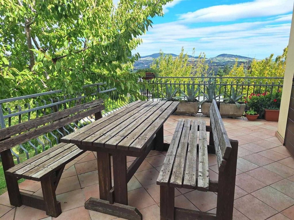 Luxury House for sale in San Severino Marche, 450 000 €, Photo 7