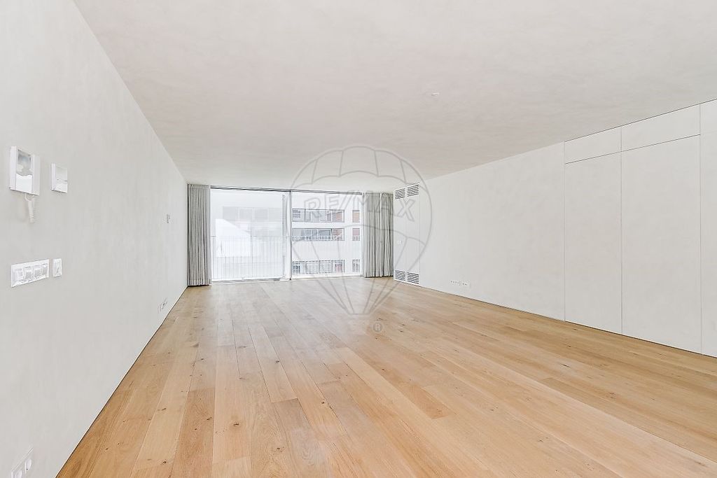 Luxury Apartment for sale in Marvila, 1 100 000 €, Photo 3
