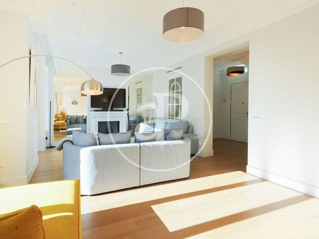 Luxury Apartment for sale in Madrid, 1 950 000 €, Photo 4