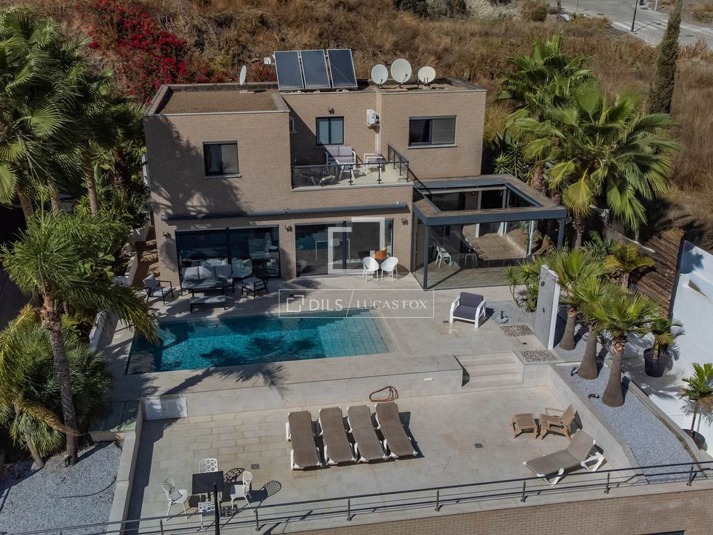 Maison de luxe à vendre à Torrox, 950 000 €, Photo 2