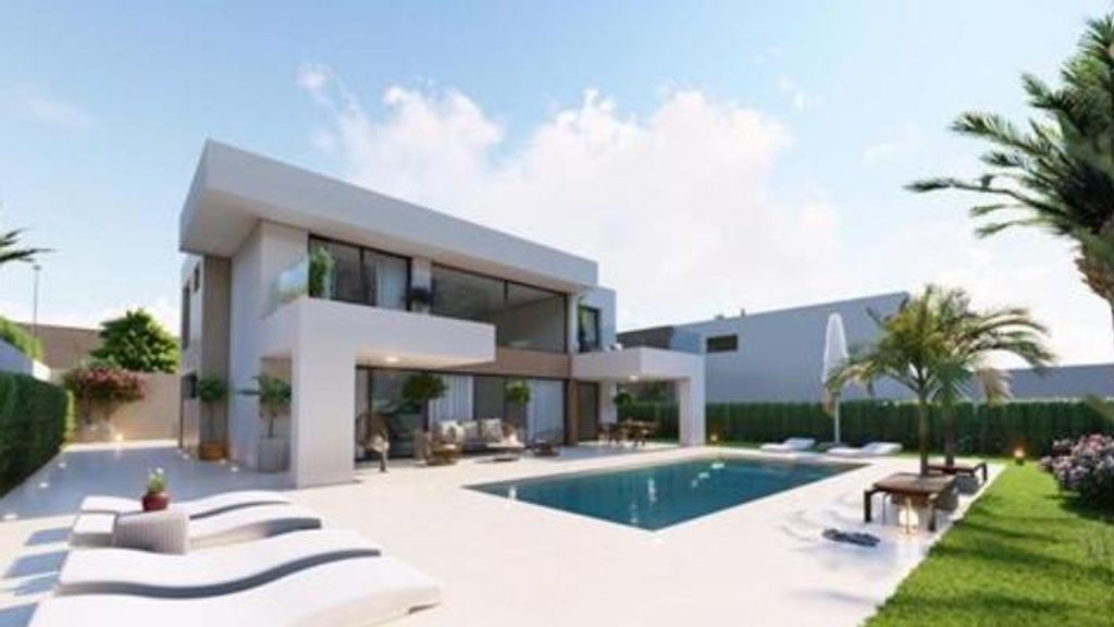 Luxury House for sale in Castillo de La Duquesa, 880 000 €, Photo 6
