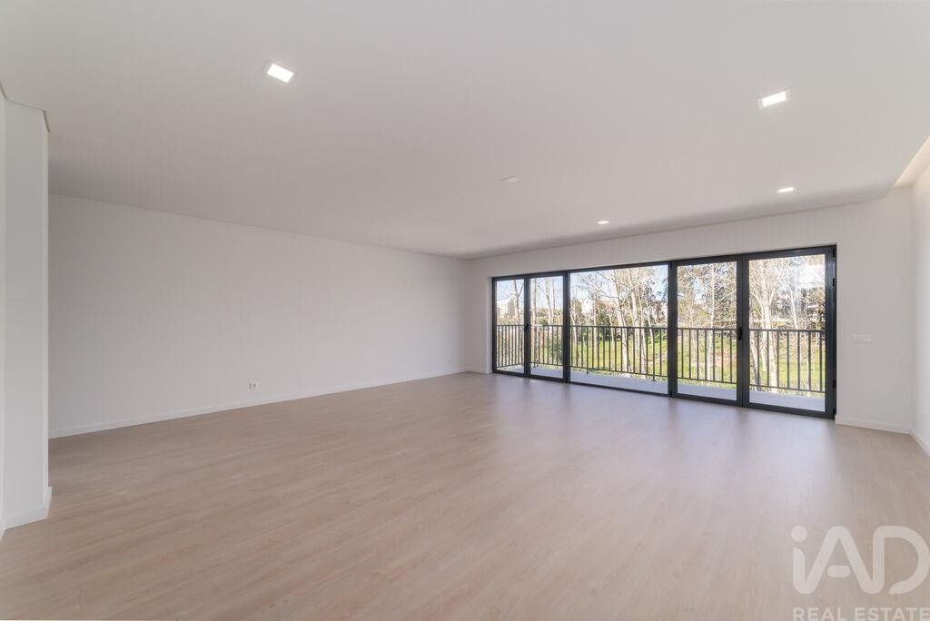 Maison de luxe à vendre à Tavarede, 598 000 €, Photo 3