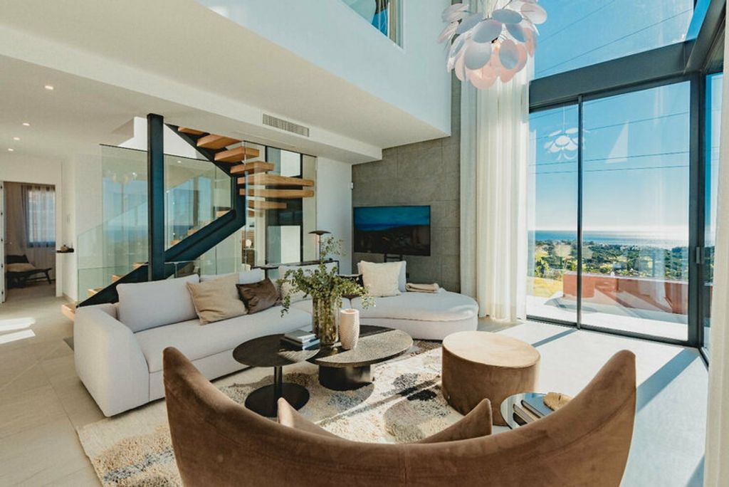 Luxury House for sale in Marbella, 1 675 000 €, Photo 4