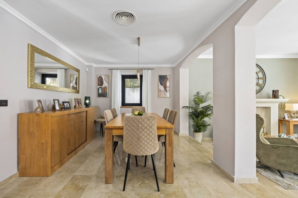 Luxury House for sale in Marbella, 1 998 000 €, Photo 5