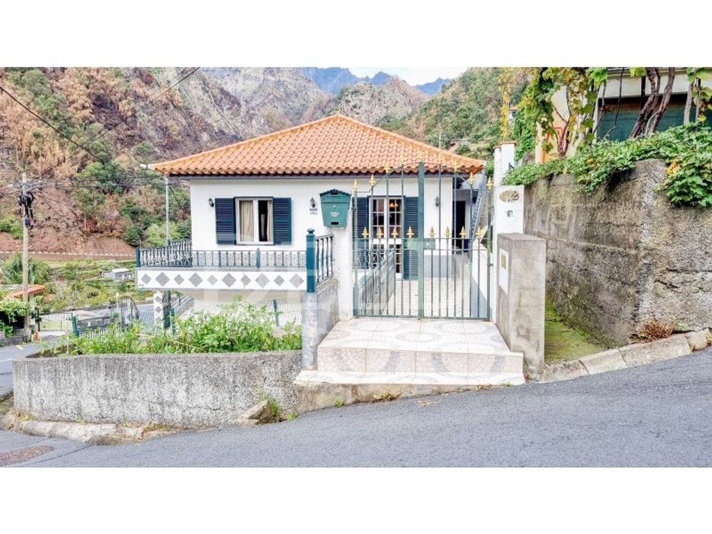 Maison de luxe à vendre à Câmara de Lobos, 450 000 €, Photo 7