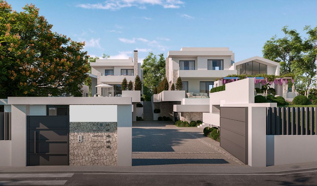 Luxury House for sale in Marbella, 2 350 000 €, Photo 2