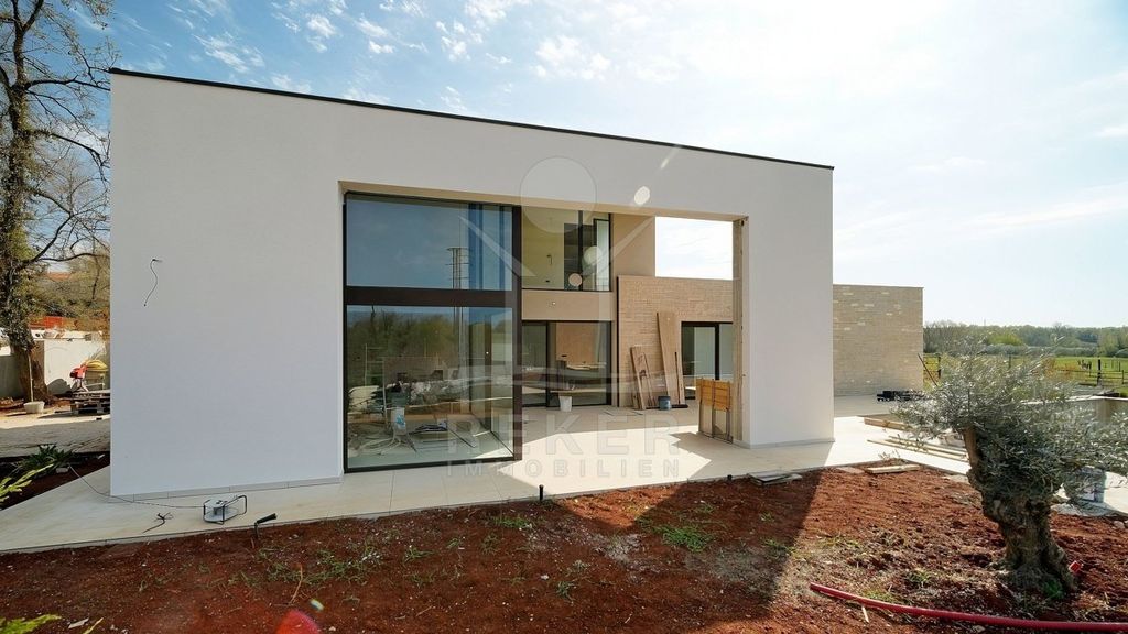 Maison de luxe à vendre à Novigrad, 950 000 €, Photo 6