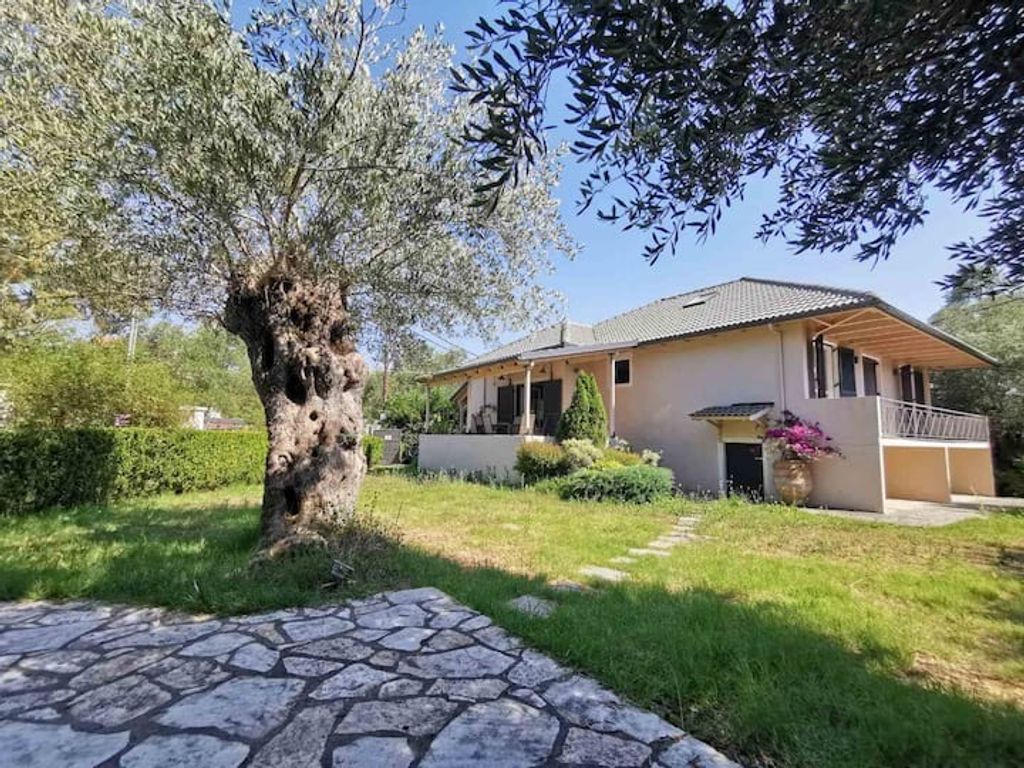 Luxury House for sale in Párga, 1 000 000 €, Photo 1