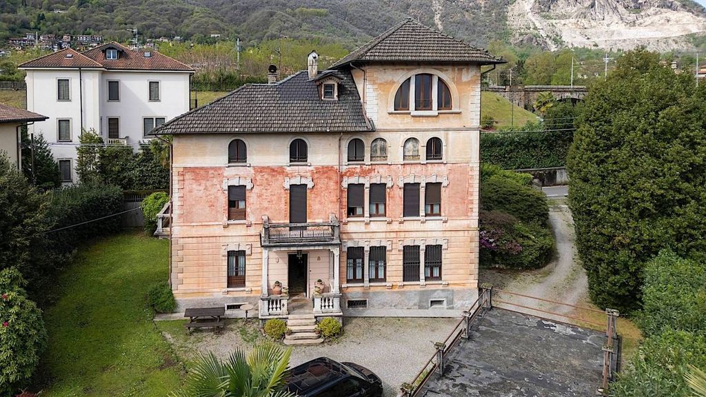 Maison de luxe à vendre à Baveno, 1 490 000 €, Photo 1