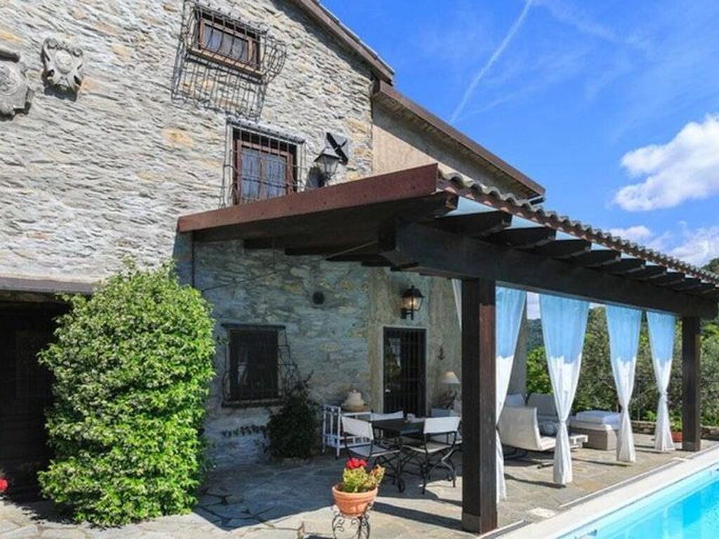 Luxury House for sale in Recco, 1 200 000 €, Photo 1