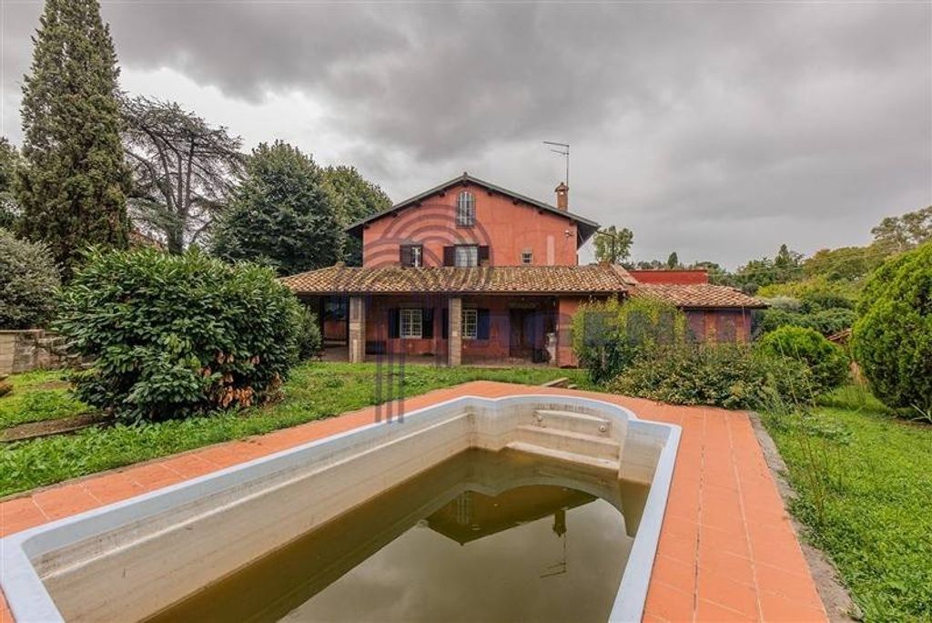 Luxury House for sale in Rome, 950 000 €, Photo 2