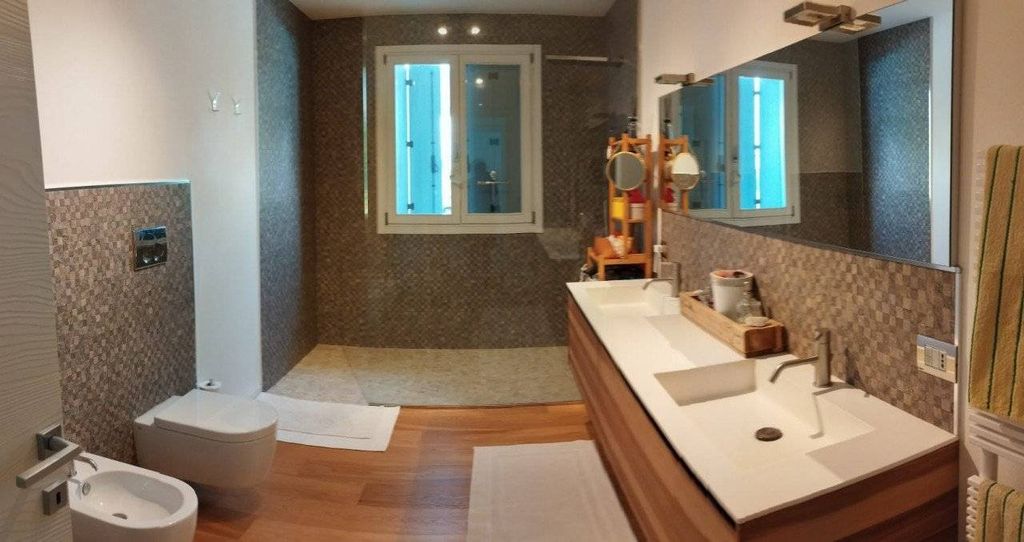 Luxury House for sale in Mirano, 690 000 €, Photo 7