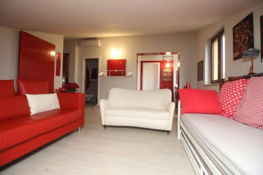 Luxury Apartment for sale in Siena, 699 000 €, Photo 1
