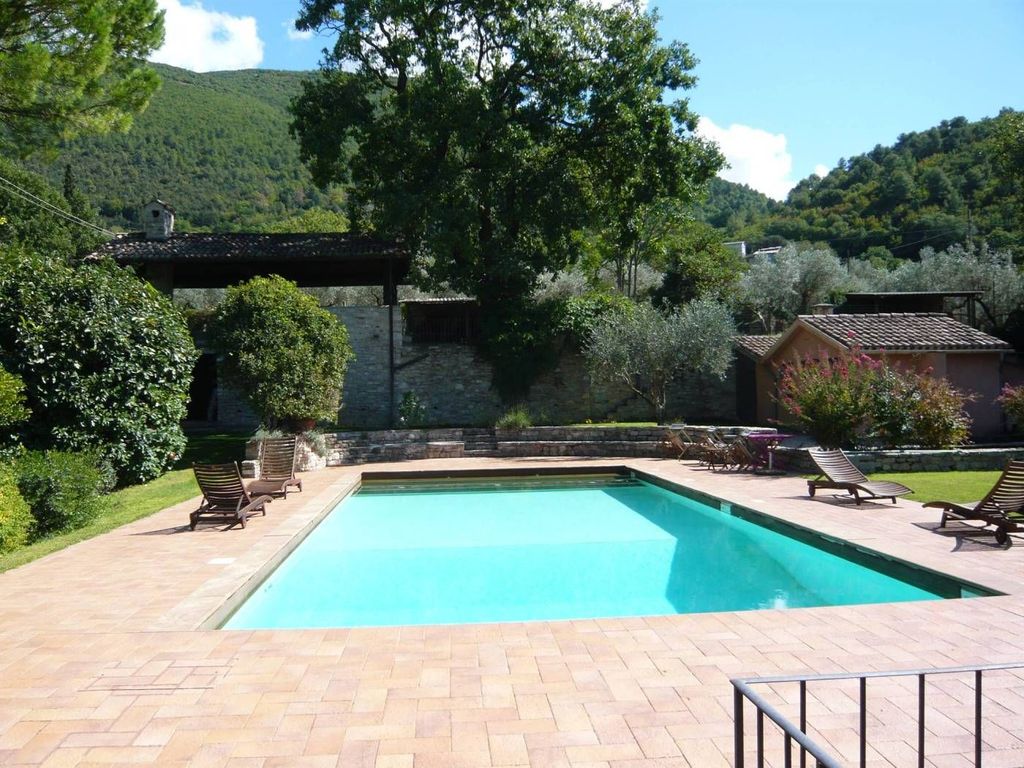 Maison de luxe à vendre à Spoleto, 1 300 000 €, Photo 3