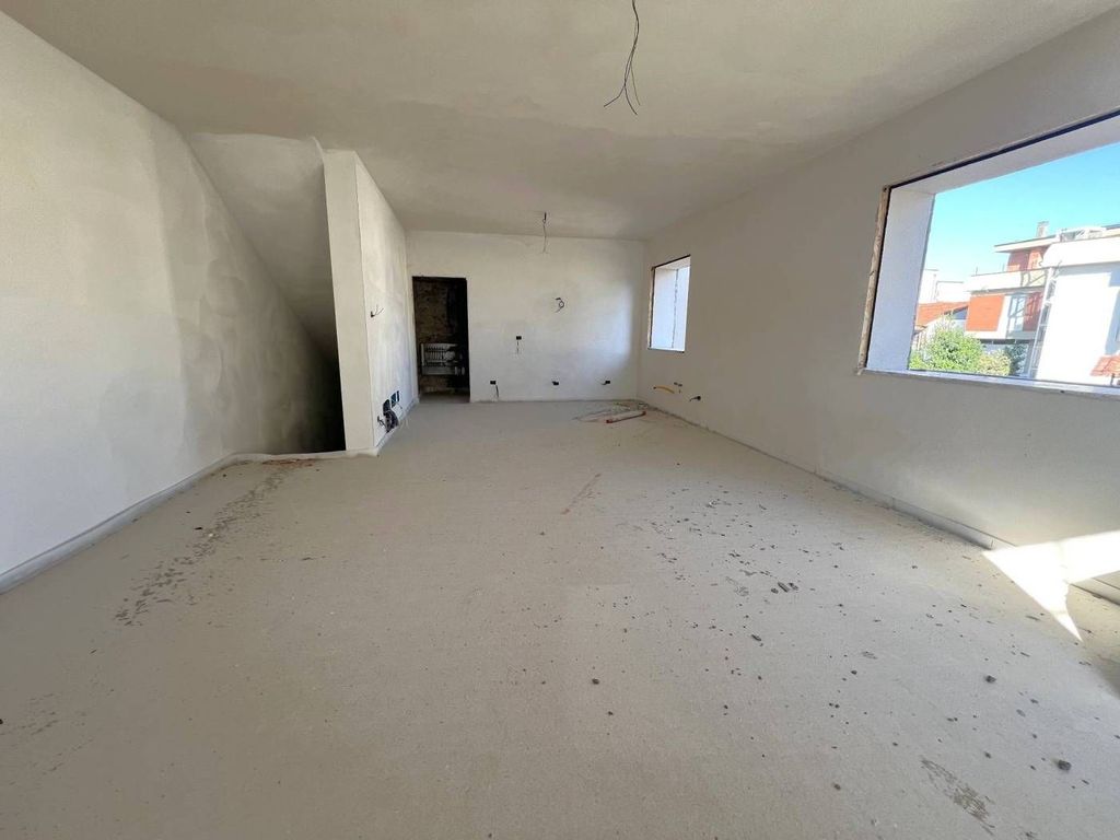 Luxury House for sale in Cascina, 485 000 €, Photo 4