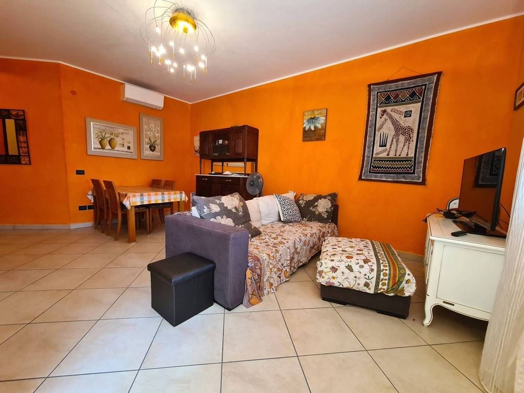 Luxury Apartment for sale in Albenga, 575 000 €, Photo 7