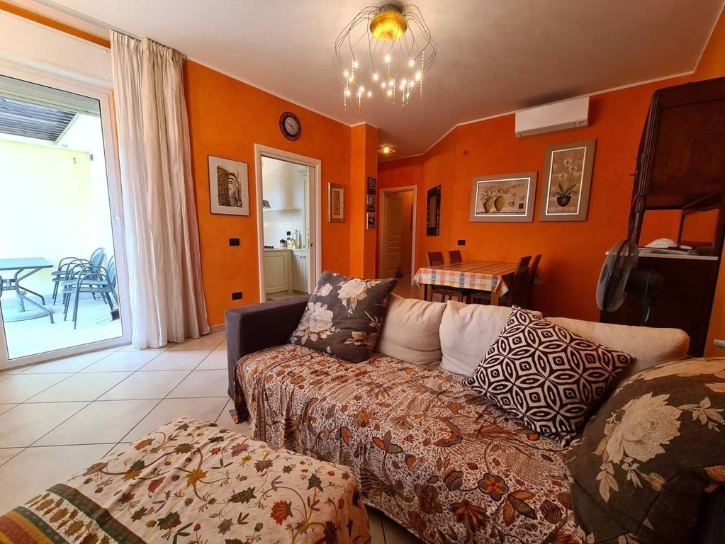 Luxury Apartment for sale in Albenga, 575 000 €, Photo 3
