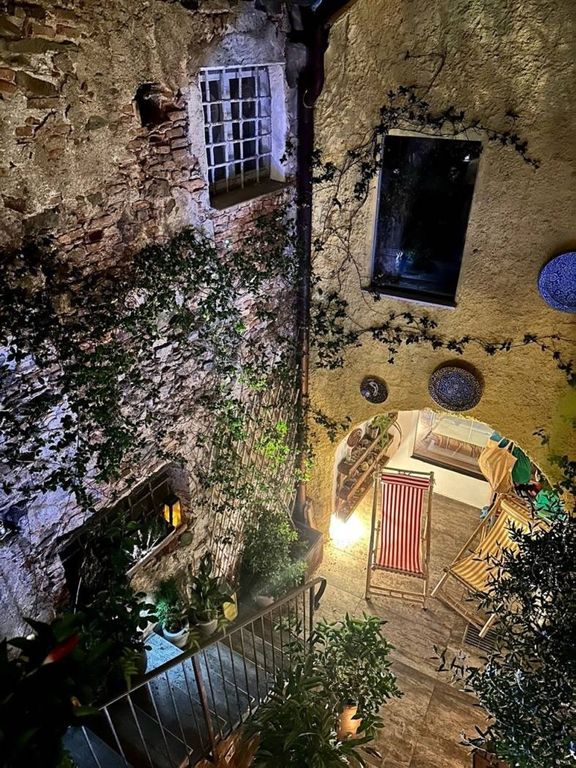 Maison de luxe à vendre à Albisola Superiore, 1 300 000 €, Photo 2