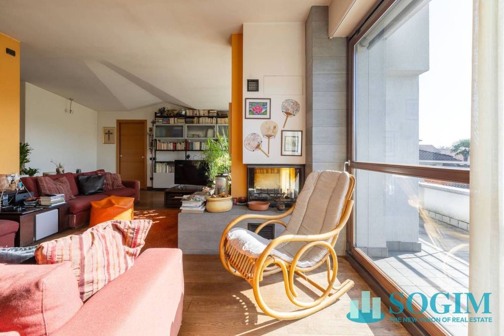 Appartement de luxe à vendre à Cantù, 498 000 €, Photo 1