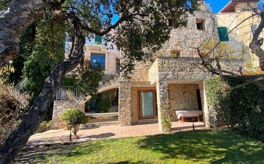 Luxury House for sale in San Remo, 740 000 €, Photo 1