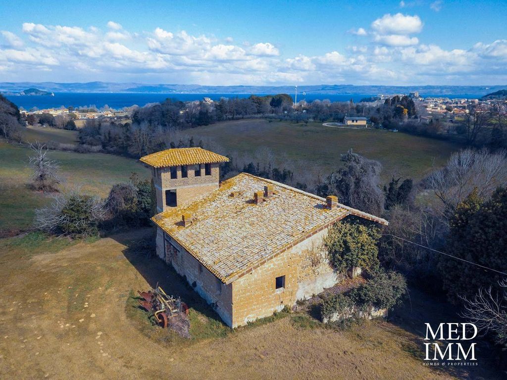 Luxury House for sale in Capodimonte, 650 000 €, Photo 1