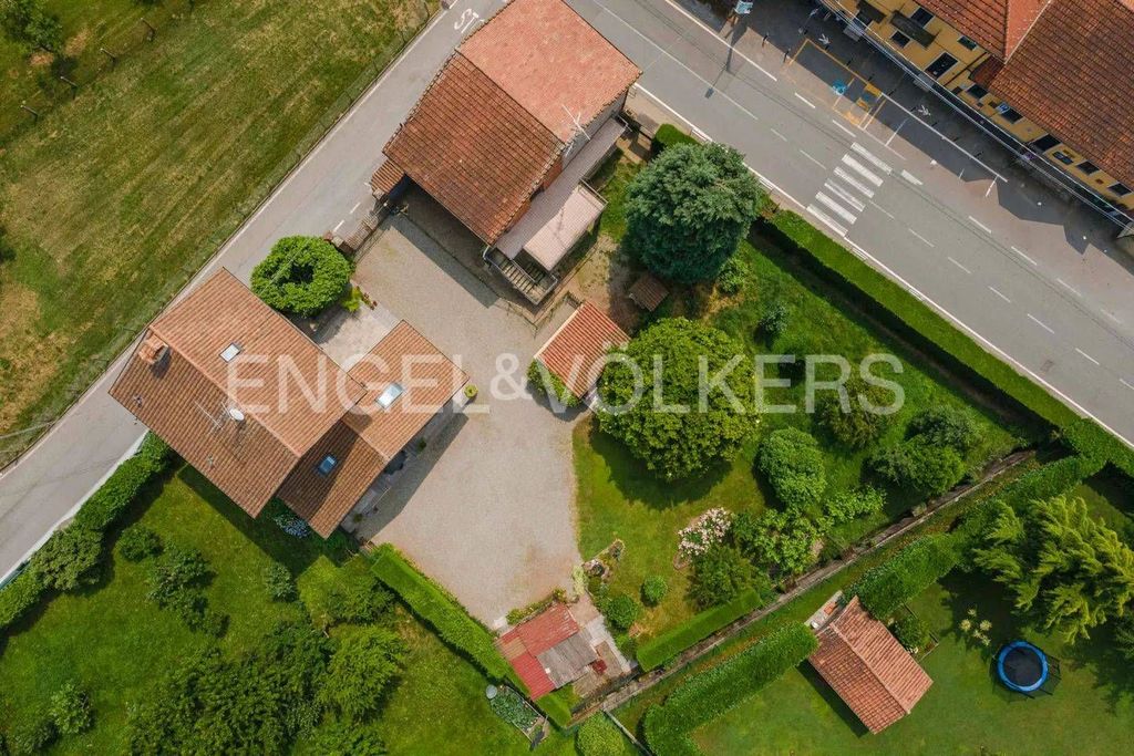 Luxury House for sale in Agrate Conturbia, 410 000 €, Photo 6