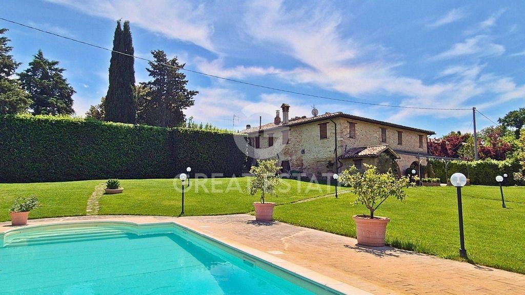 Maison de luxe à vendre à Montefalco, 1 800 000 €, Photo 6