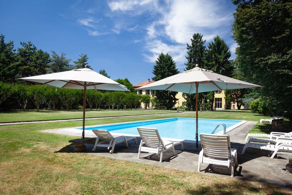 Luxury House for sale in Paderno Dugnano, 5 000 000 €, Photo 4