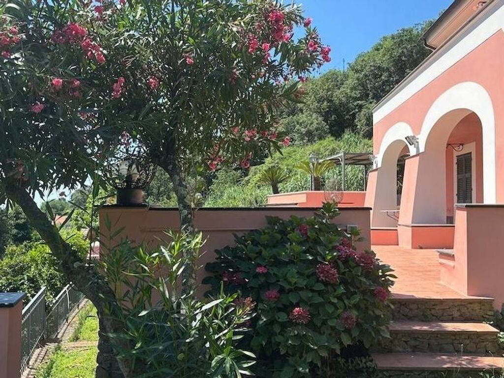 Luxury House for sale in Celle Ligure, 750 000 €, Photo 4