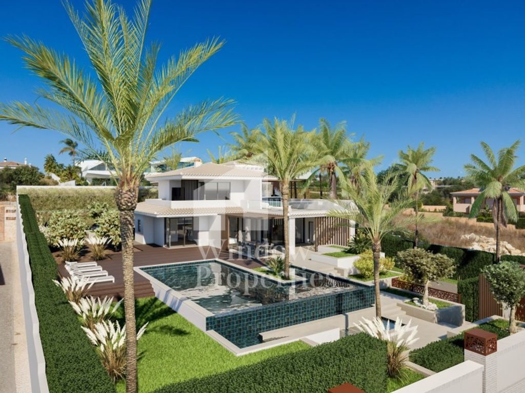 Luxury House for sale in Lagos, 2 500 000 €, Photo 1