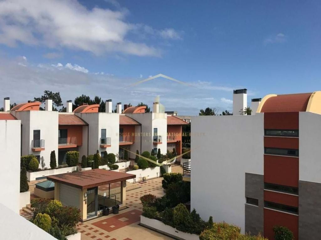 Luxury House for sale in Cascais, 1 450 000 €, Photo 1