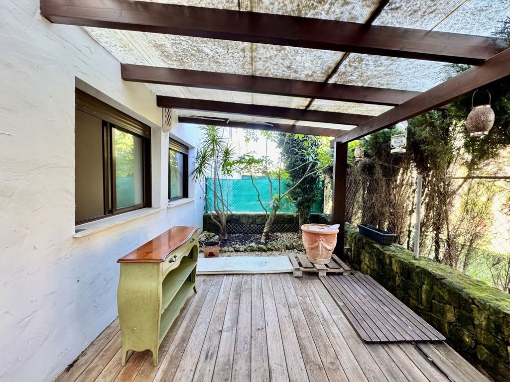 Luxury Apartment for sale in Estepona, 425 000 €, Photo 5