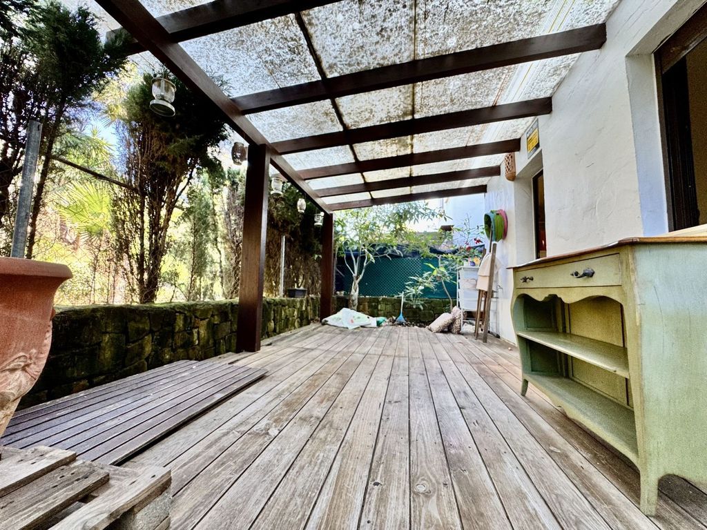 Luxury Apartment for sale in Estepona, 425 000 €, Photo 2