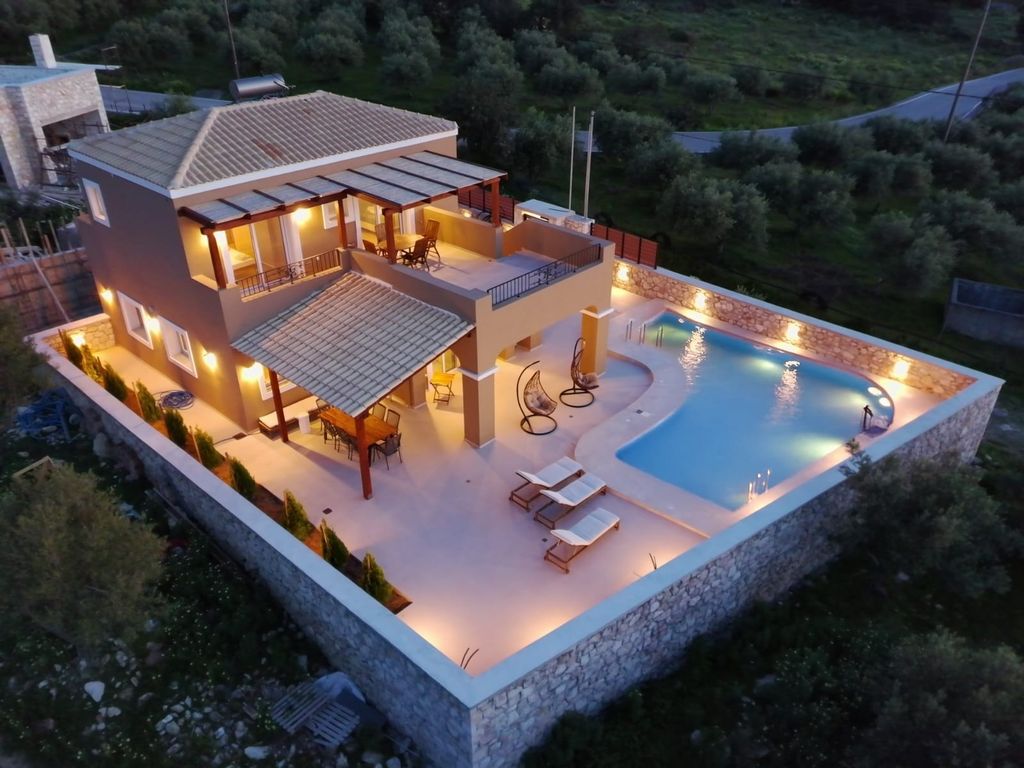 Maison de luxe à vendre à Rethymno, 760 000 €, Photo 1