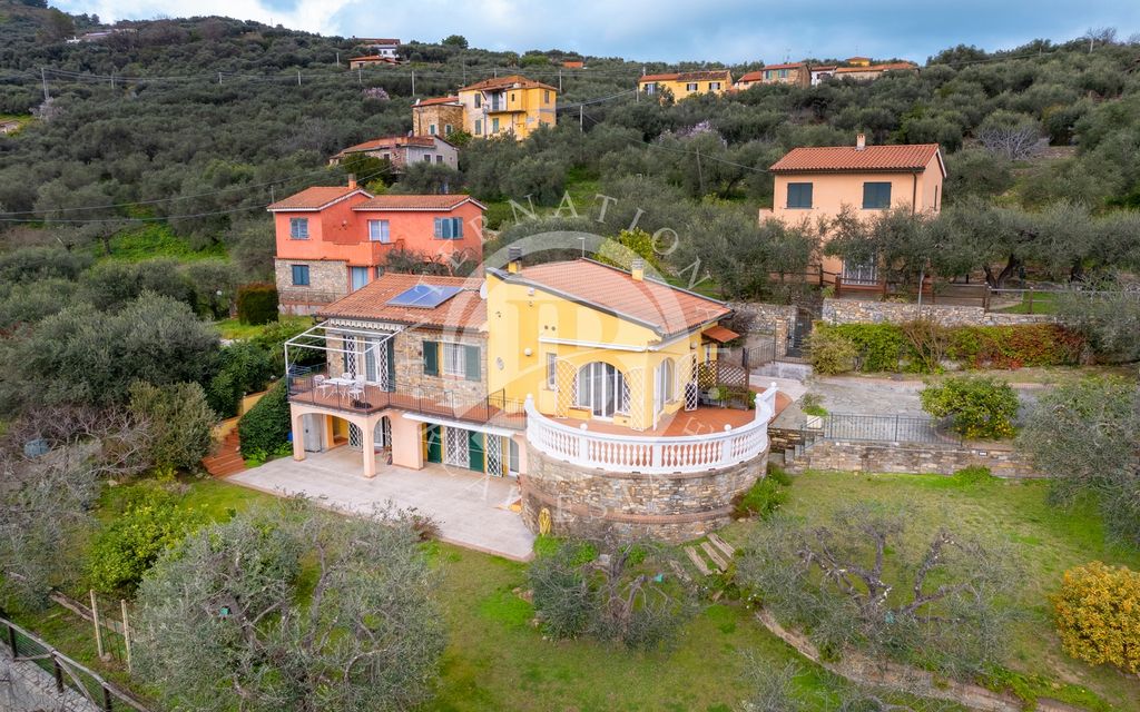 Maison de luxe à vendre à Diano Marina, 1 400 000 €, Photo 1