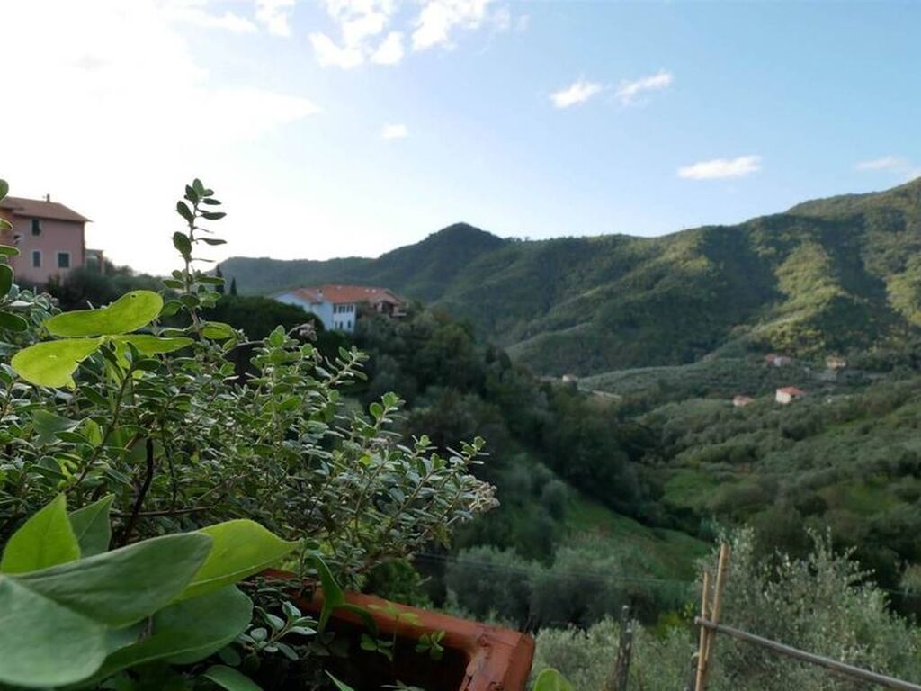 Luxury House for sale in Leivi, 790 000 €, Photo 1