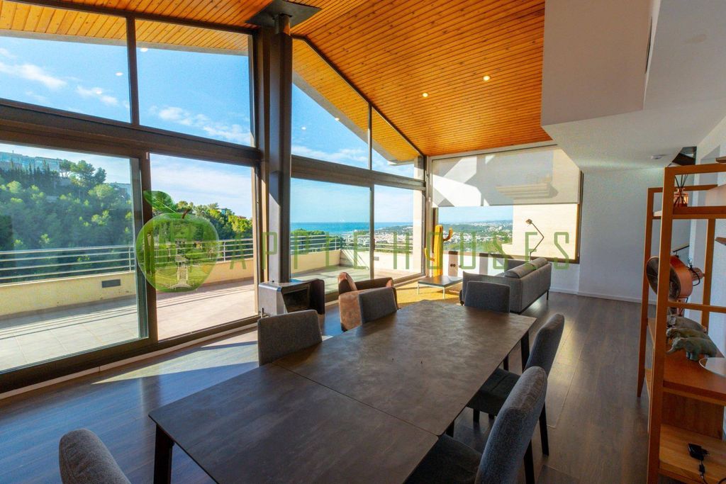 Maison de luxe à vendre à Sitges, 880 000 €, Photo 2