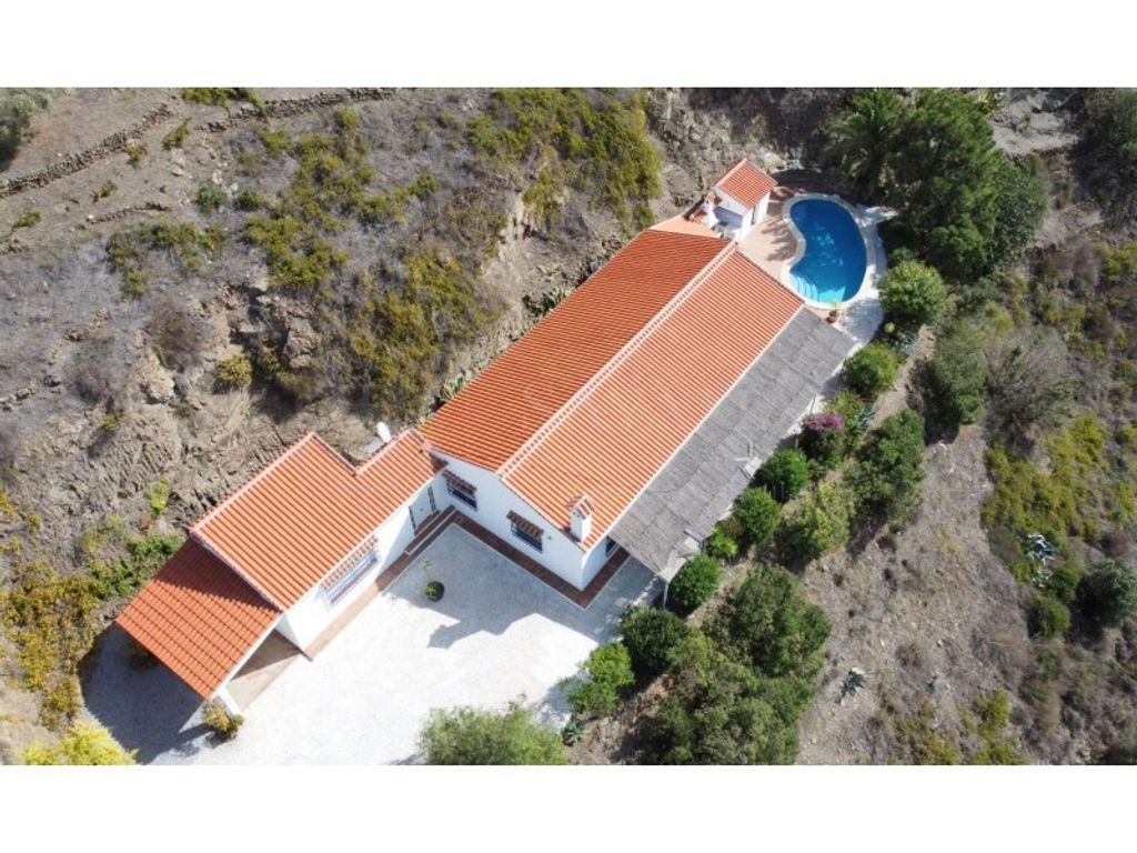 Maison de luxe à vendre à Sayalonga, 440 000 €, Photo 1