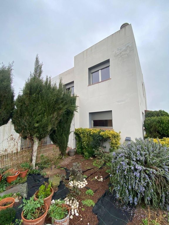 Luxury House for sale in Empuriabrava, 445 500 €, Photo 3