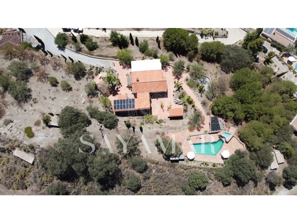 Luxury House for sale in Sayalonga, 1 200 000 €, Photo 3
