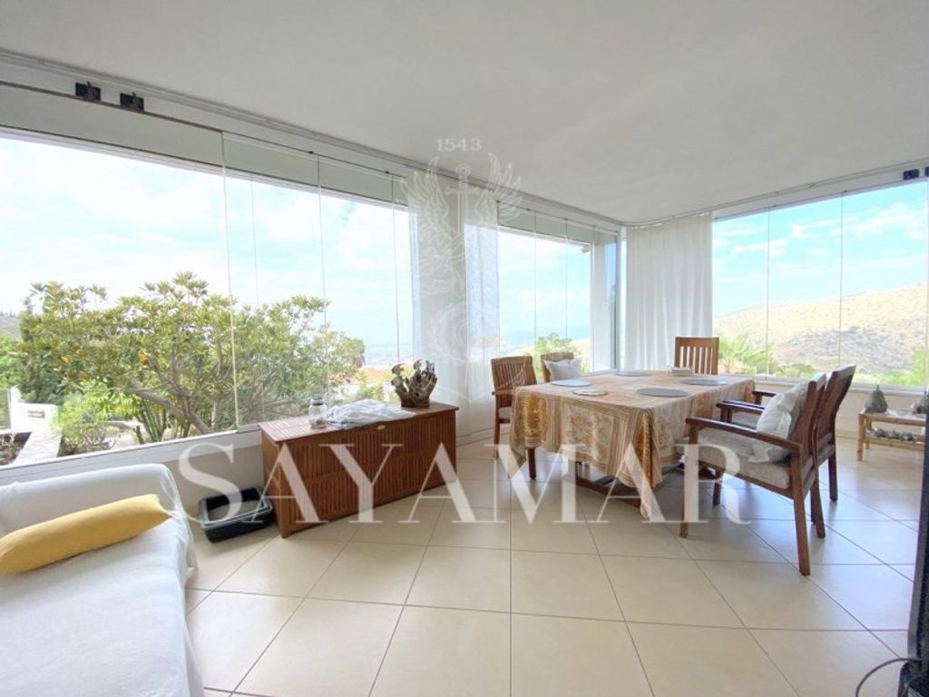 Luxury House for sale in Sayalonga, 890 000 €, Photo 4