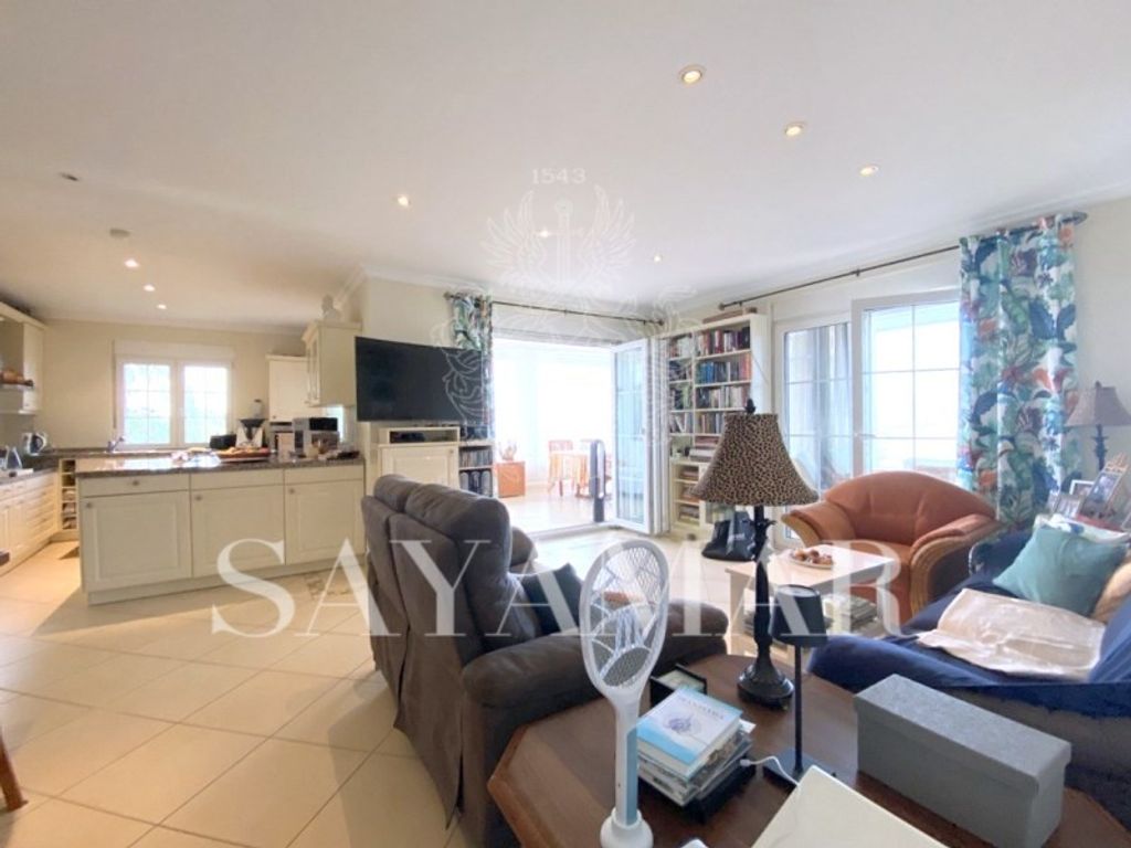 Luxury House for sale in Sayalonga, 890 000 €, Photo 6