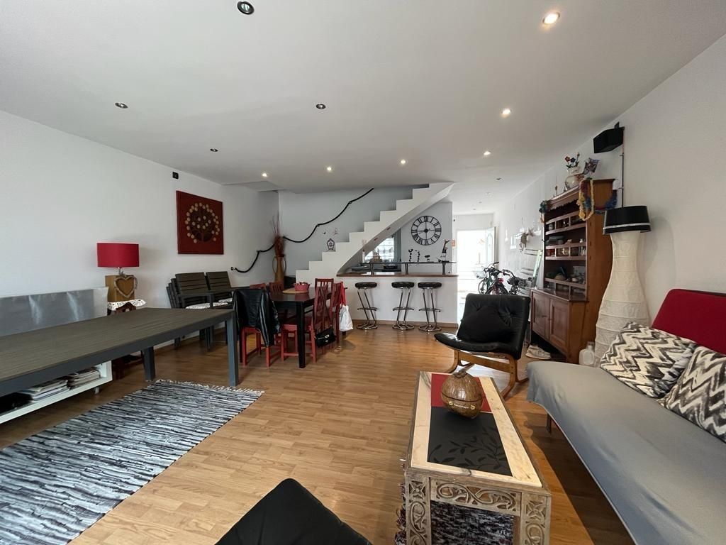 Luxury House for sale in Empuriabrava, 490 000 €, Photo 5