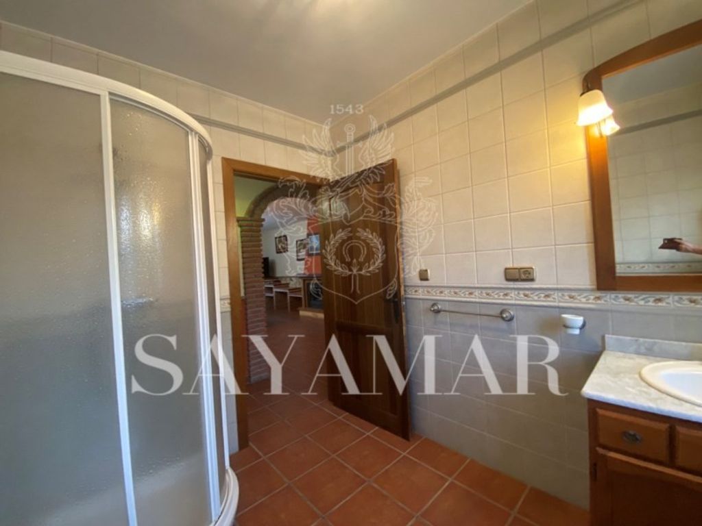 Luxury House for sale in Sayalonga, 585 000 €, Photo 7